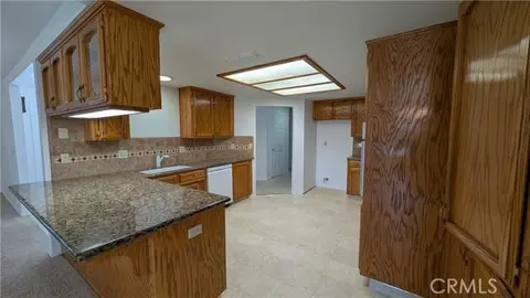 905 Suburban Ave, Madera, CA 93637 photo 9
