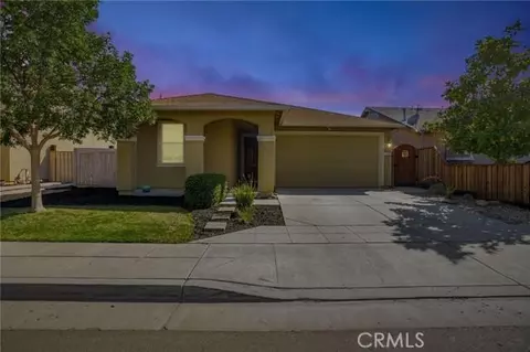 1338 Apple Ct, Madera, CA 93638 photo 2