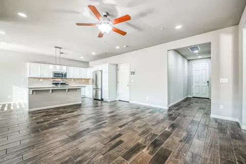 3846 Bellaire Ave, Clovis, CA 93619 photo 6