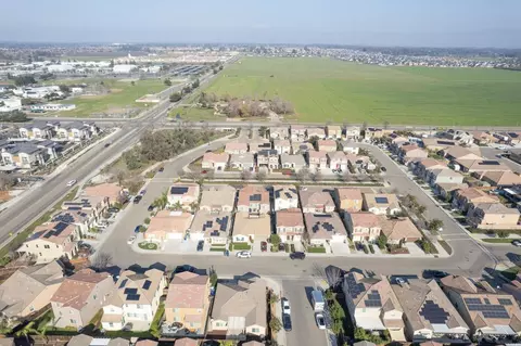 3846 Bellaire Ave, Clovis, CA 93619 photo 36