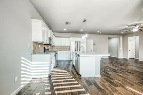 3846 Bellaire Ave, Clovis, CA 93619 photo 10