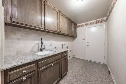 395 Laverne Ave, Clovis, CA 93611 photo 28
