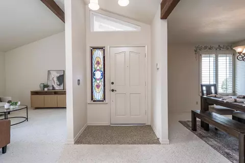 395 Laverne Ave, Clovis, CA 93611 photo 4