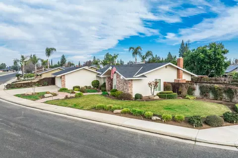 395 Laverne Ave, Clovis, CA 93611 photo 36