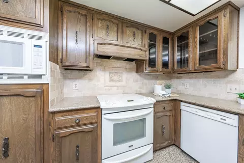 395 Laverne Ave, Clovis, CA 93611 photo 14