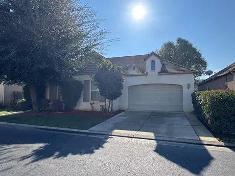 84 W Everglade Ave, Clovis, CA 93619 photo 1