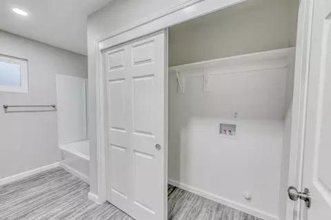 921 Flory Ave, Corcoran, CA 93212 photo 11