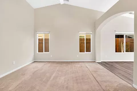 1028 Don Miguel St, Madera, CA 93638 photo 7