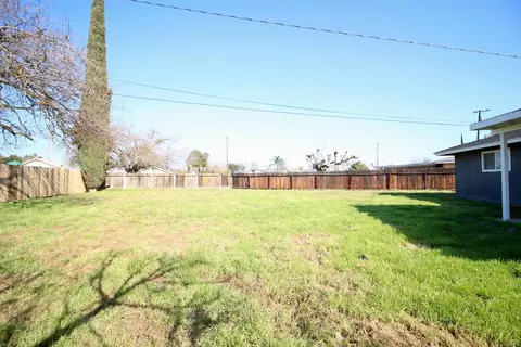 1512 Merced St, Madera, CA 93638 photo 27