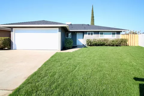 1512 Merced St, Madera, CA 93638 photo 3
