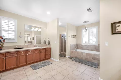 11093 E Florence Peak Way, Clovis, CA 93619 photo 26