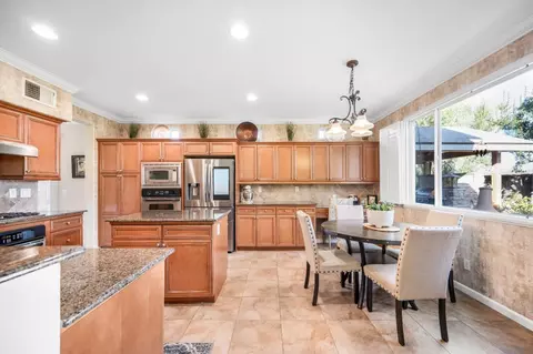 11093 E Florence Peak Way, Clovis, CA 93619 photo 14