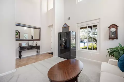 11093 E Florence Peak Way, Clovis, CA 93619 photo 8
