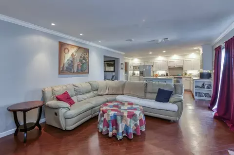 280 E Birch Ave, Hanford, CA 93230 photo 6