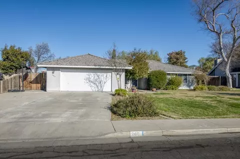 280 E Birch Ave, Hanford, CA 93230 photo 3