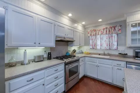 280 E Birch Ave, Hanford, CA 93230 photo 10