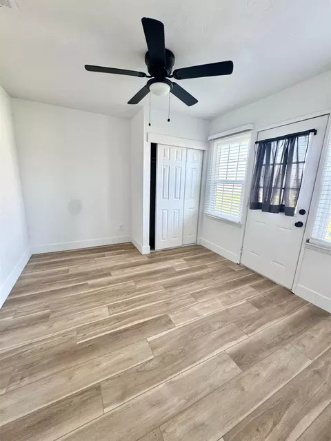 810 Elm St, Hanford, CA 93230 photo 9