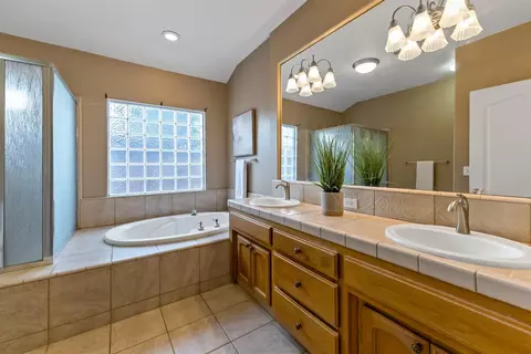147 Freedom Way, Madera, CA 93637 photo 15