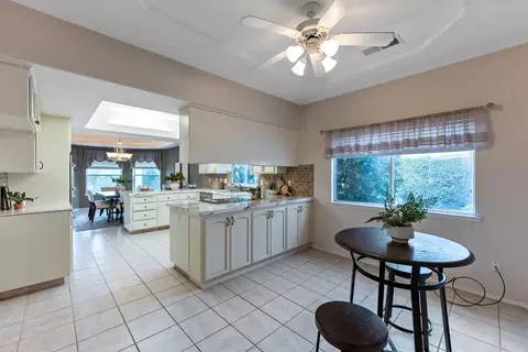 147 Freedom Way, Madera, CA 93637 photo 10