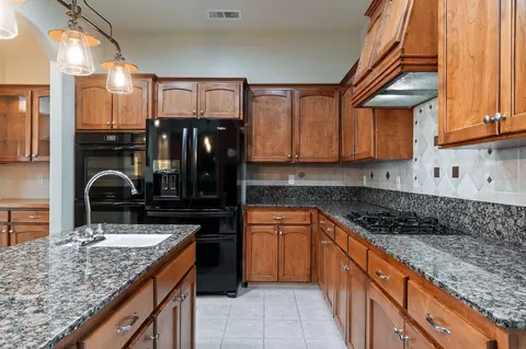 1945 N Jasmine Ave, Clovis, CA 93619 photo 37