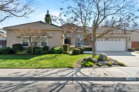 1945 N Jasmine Ave, Clovis, CA 93619 photo 21