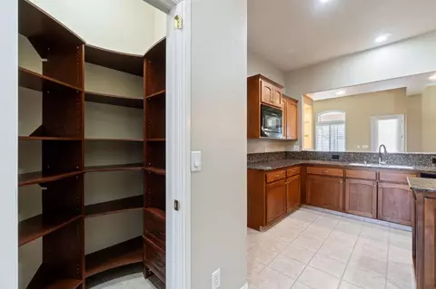 1945 N Jasmine Ave, Clovis, CA 93619 photo 38