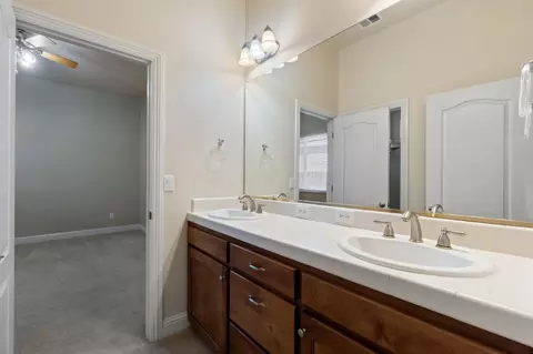 1945 N Jasmine Ave, Clovis, CA 93619 photo 47