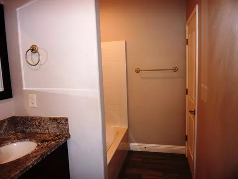 843 Orchard Hills Dr, Madera, CA 93637 photo 9