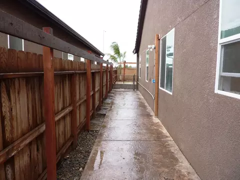 843 Orchard Hills Dr, Madera, CA 93637 photo 28
