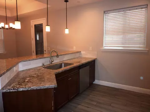 843 Orchard Hills Dr, Madera, CA 93637 photo 6
