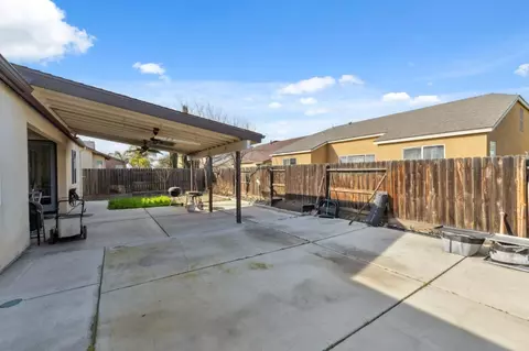 608 Firenze St, Lemoore, CA 93245 photo 19
