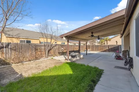 608 Firenze St, Lemoore, CA 93245 photo 16