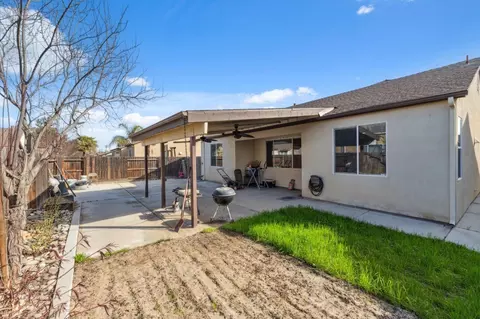 608 Firenze St, Lemoore, CA 93245 photo 17