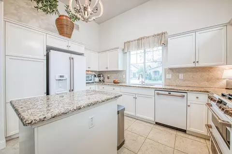 3961 Richmond Ave, Clovis, CA 93619 photo 21