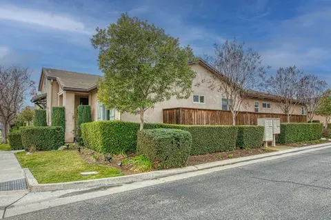 3961 Richmond Ave, Clovis, CA 93619 photo 4