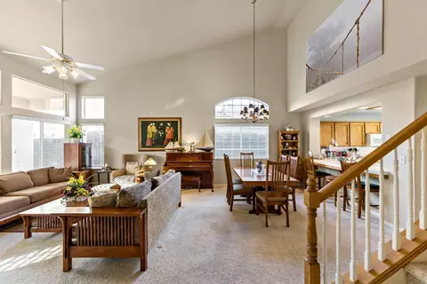 182 N Wathen Ave, Clovis, CA 93611 photo 6