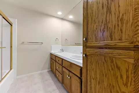 182 N Wathen Ave, Clovis, CA 93611 photo 17