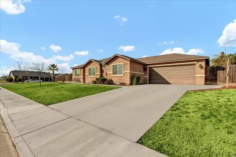 2124 Deer Creek Ave, Corcoran, CA 93212 photo 4