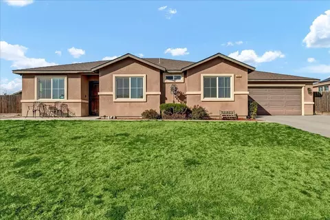 2124 Deer Creek Ave, Corcoran, CA 93212 photo 2