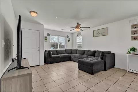 2124 Deer Creek Ave, Corcoran, CA 93212 photo 7