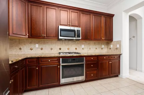 13 W Everglade Ave, Clovis, CA 93619 photo 23