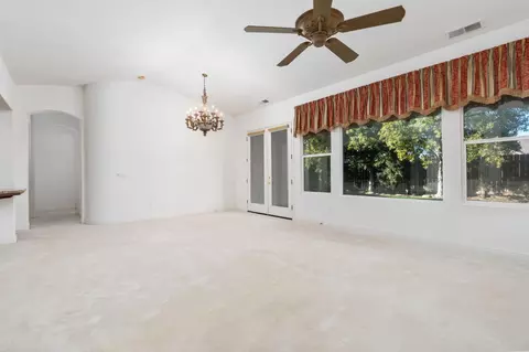 13 W Everglade Ave, Clovis, CA 93619 photo 31