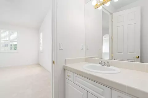 13 W Everglade Ave, Clovis, CA 93619 photo 50