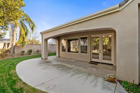 13 W Everglade Ave, Clovis, CA 93619 photo 53