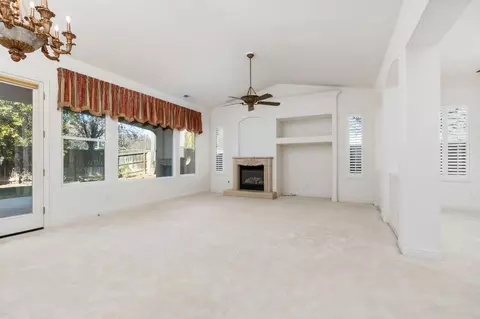 13 W Everglade Ave, Clovis, CA 93619 photo 25