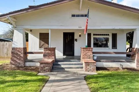 1331 E St, Reedley, CA 93654 photo 4