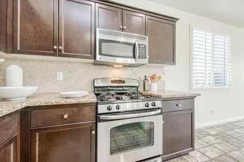 3985 Richmond Ave, Clovis, CA 93619 photo 8