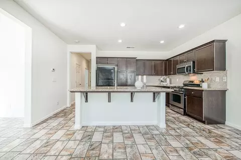 3985 Richmond Ave, Clovis, CA 93619 photo 5