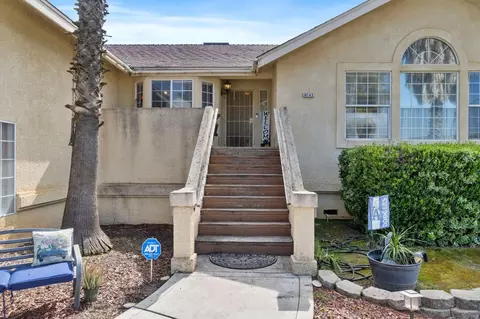 18743 Auburn Way, Madera, CA 93638 photo 3