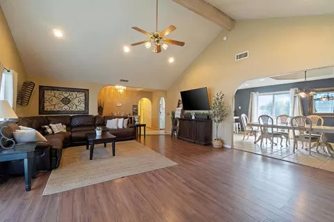 18743 Auburn Way, Madera, CA 93638 photo 6